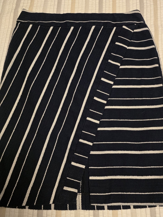 LOFT Dresses & Skirts - LOFT Navy and White Striped Pencil Skirt